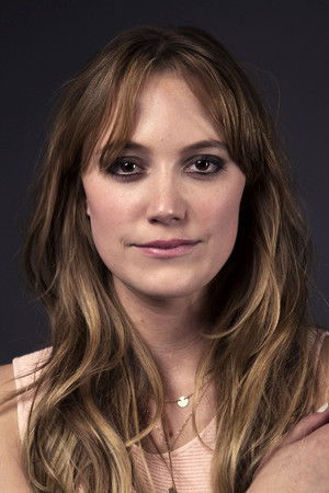 Maika Monroe photo