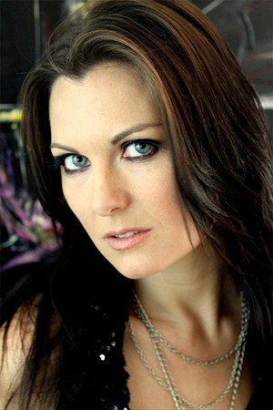 Photo of Katarina Leigh Waters from the Latest Netflix gallery