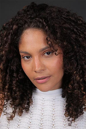Photo of Barbara Reis from the Latest Netflix gallery