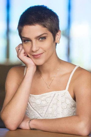 Isabella Santoni photo