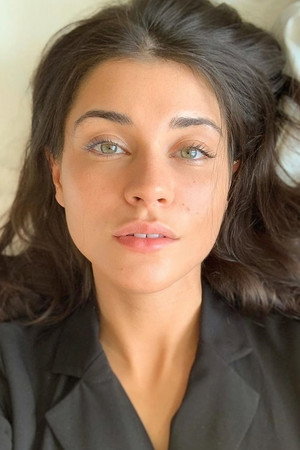 Photo of Eleni Young from the Latest Netflix gallery