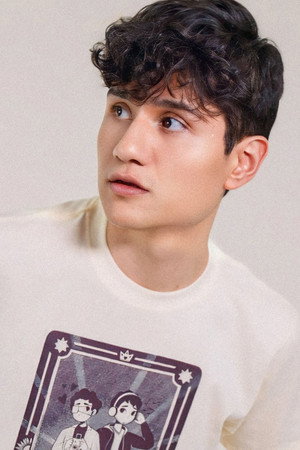 Photo of Luis del Angel from the Latest Netflix gallery