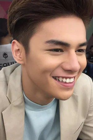 Photo of Ronnie Alonte from the Latest Netflix gallery
