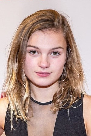 Photo of Romy Gevers from the Latest Netflix gallery