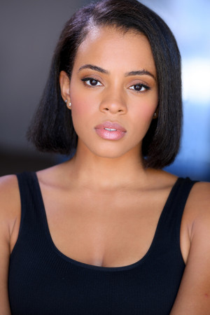 Efrangeliz Medina photo