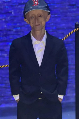 Photo of Mateo Vaquer Ruiz de los Llanos from the Latest Netflix gallery