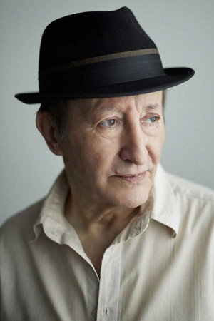 Photo of Idir from the Latest Netflix gallery