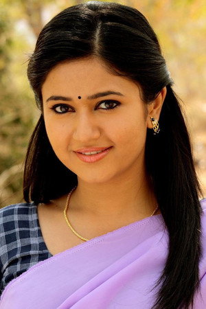 Poonam Bajwa photo