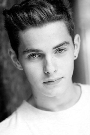 Photo of Patrick Hurd-Wood from the Latest Netflix gallery
