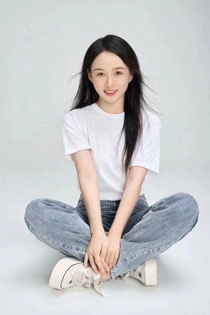 Photo of Suo Fei from the Latest Netflix gallery