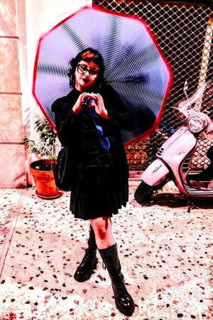 Photo of Iris Sofiadou from the Latest Netflix gallery
