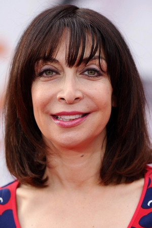 Illeana Douglas photo