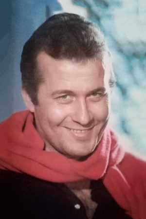 Photo of Dimitris Papamichael from the Latest Netflix gallery
