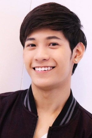 Prachaya Ruangroj photo