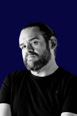 Photo of Arturo Menéndez from the Latest Netflix gallery