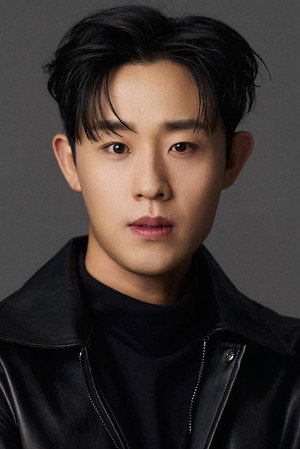 Photo of Han Chang-woo from the Latest Netflix gallery