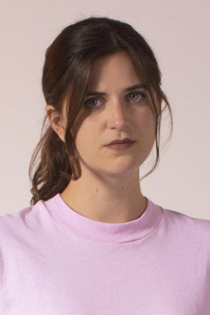 Photo of Sarah Jones from the Latest Netflix gallery