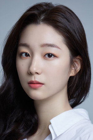 Photo of Hong Eun-jeong from the Latest Netflix gallery