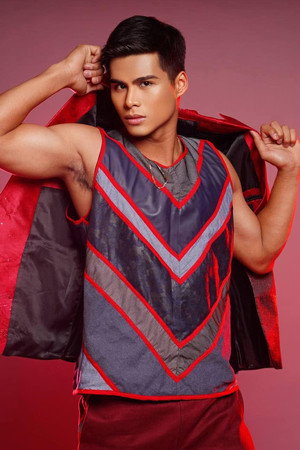 Photo of John Vic De Guzman from the Latest Netflix gallery