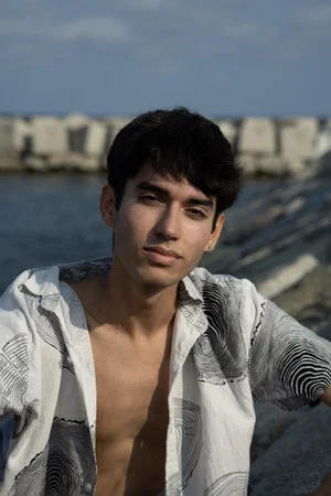 Photo of Gio Kazdikian from the Latest Netflix gallery