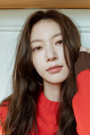 Gong Seung-yeon photo