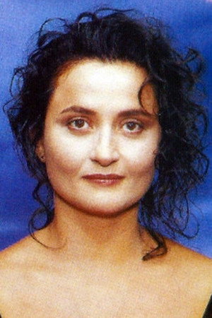 Photo of Réjane Perry from the Latest Netflix gallery