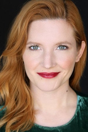 Photo of Chloé Hollings from the Latest Netflix gallery