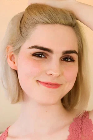 Photo of Jean Hollywood from the Latest Netflix gallery