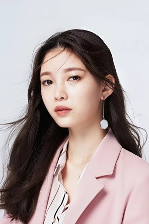 Photo of Woo Do-im from the Latest Netflix gallery