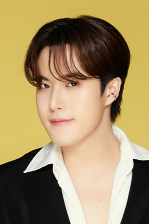 Allan Asawasuebsakul photo