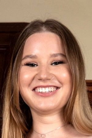 Photo of Amalia Davis from the Latest Netflix gallery