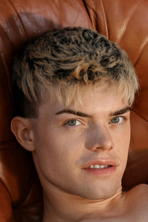 Photo of Connor Austin from the Latest Netflix gallery