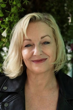 Photo of Christine Tremarco from the Latest Netflix gallery