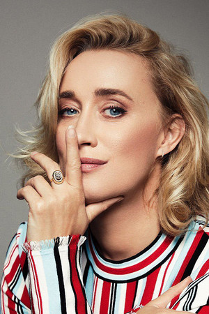 Photo of Eva Jinek from the Latest Netflix gallery