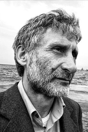 Photo of Muzaffer Özdemir from the Latest Netflix gallery