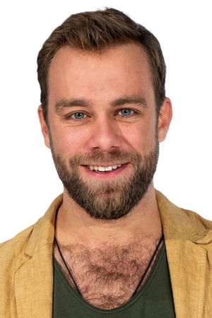 Carlos Serrano photo