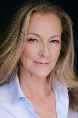 Photo of Laura Interval from the Latest Netflix gallery