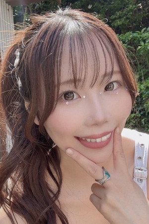 Photo of 角名つむぎ from the Latest Netflix gallery