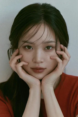 Photo of 김예원 from the Latest Netflix gallery