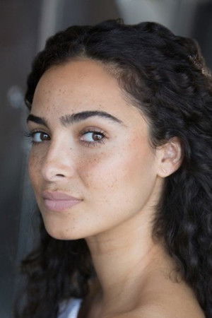 Anna Shaffer photo