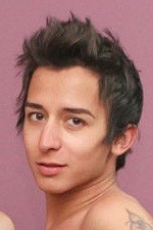 Photo of Daniel Claymoore from the Latest Netflix gallery
