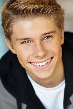 Photo of Logan Shroyer from the Latest Netflix gallery