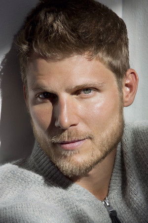 Travis Van Winkle photo