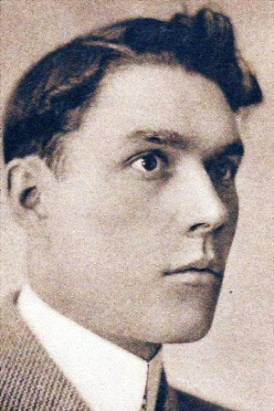 Photo of William R. Dunn from the Latest Netflix gallery
