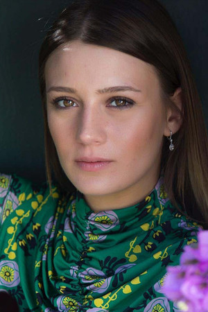 Gizem Karaca photo