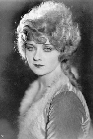 Photo of Alice Terry from the Latest Netflix gallery