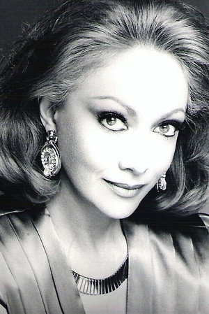 Norma Lazareno photo