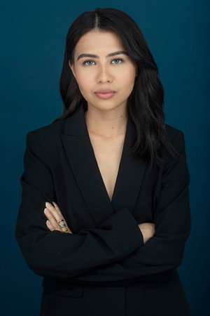 Photo of Kate Jellyn from the Latest Netflix gallery