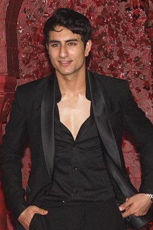 Photo of Ibrahim Ali Khan from the Latest Netflix gallery