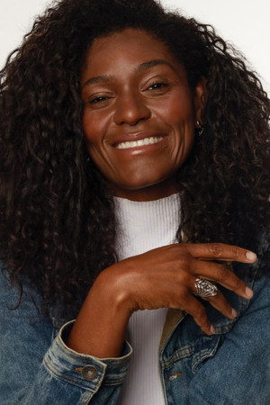Photo of Danielle Anatólio from the Latest Netflix gallery